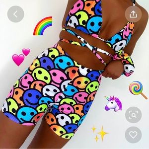 Two Piece Festival Set